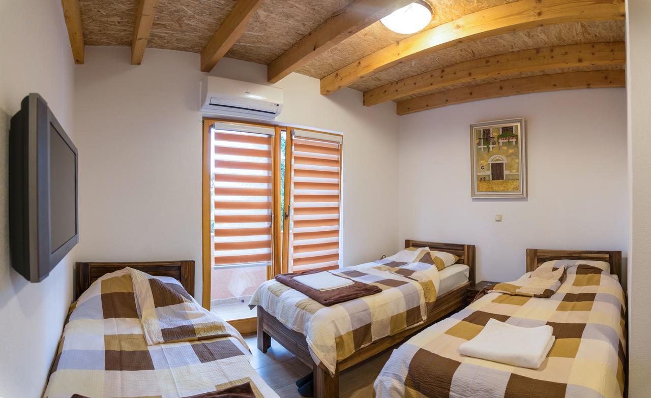 Motel Orhideja Donji Vakuf Esterno foto